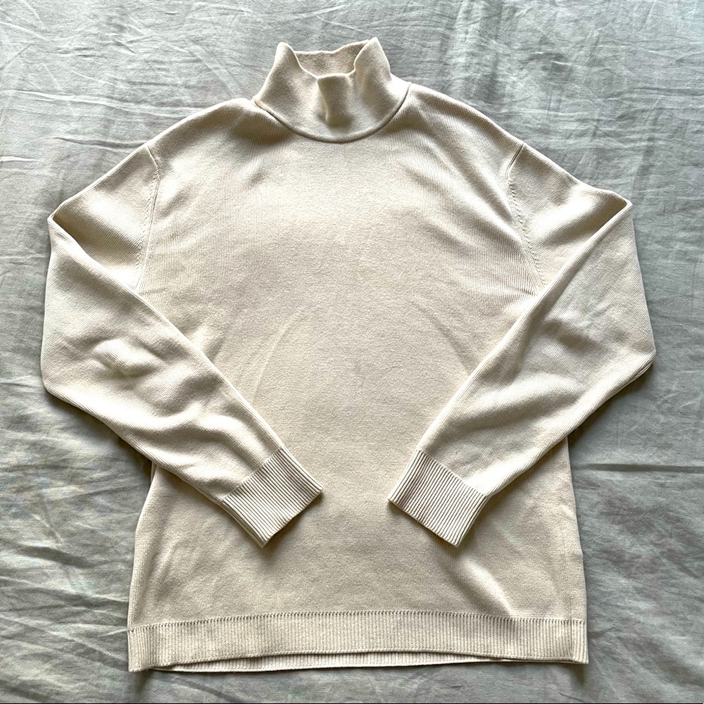 Banana Republic Mock Neck Sweater Cream Beige sz Small retail $90